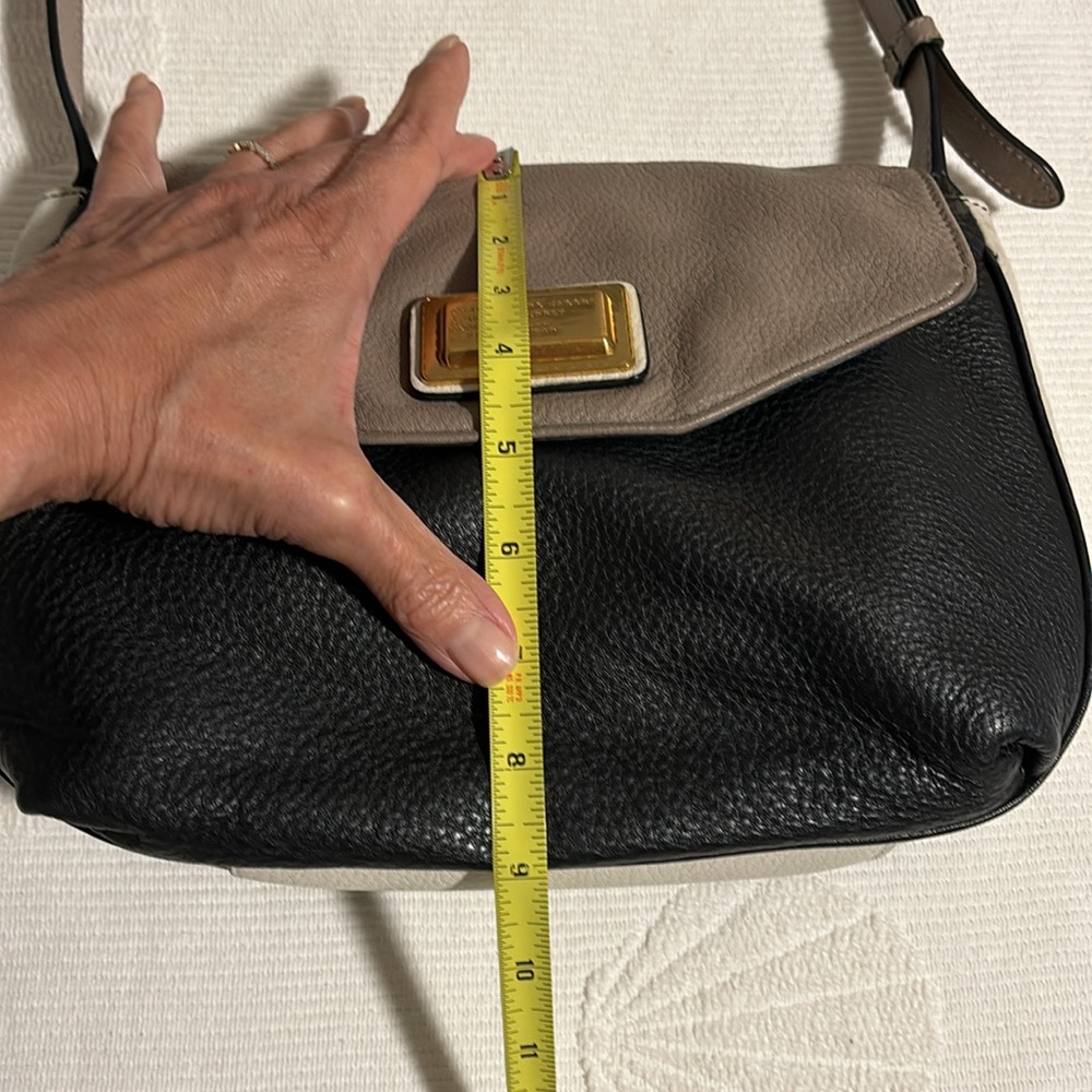 Marc Jacobs color block adjustable strap crossbody black, cream, grayish-/taupe - Picture 15 of 17